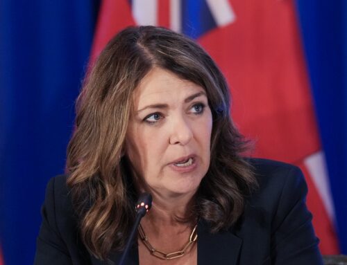 Alberta to use notwithstanding clause on its three transgender laws: memo